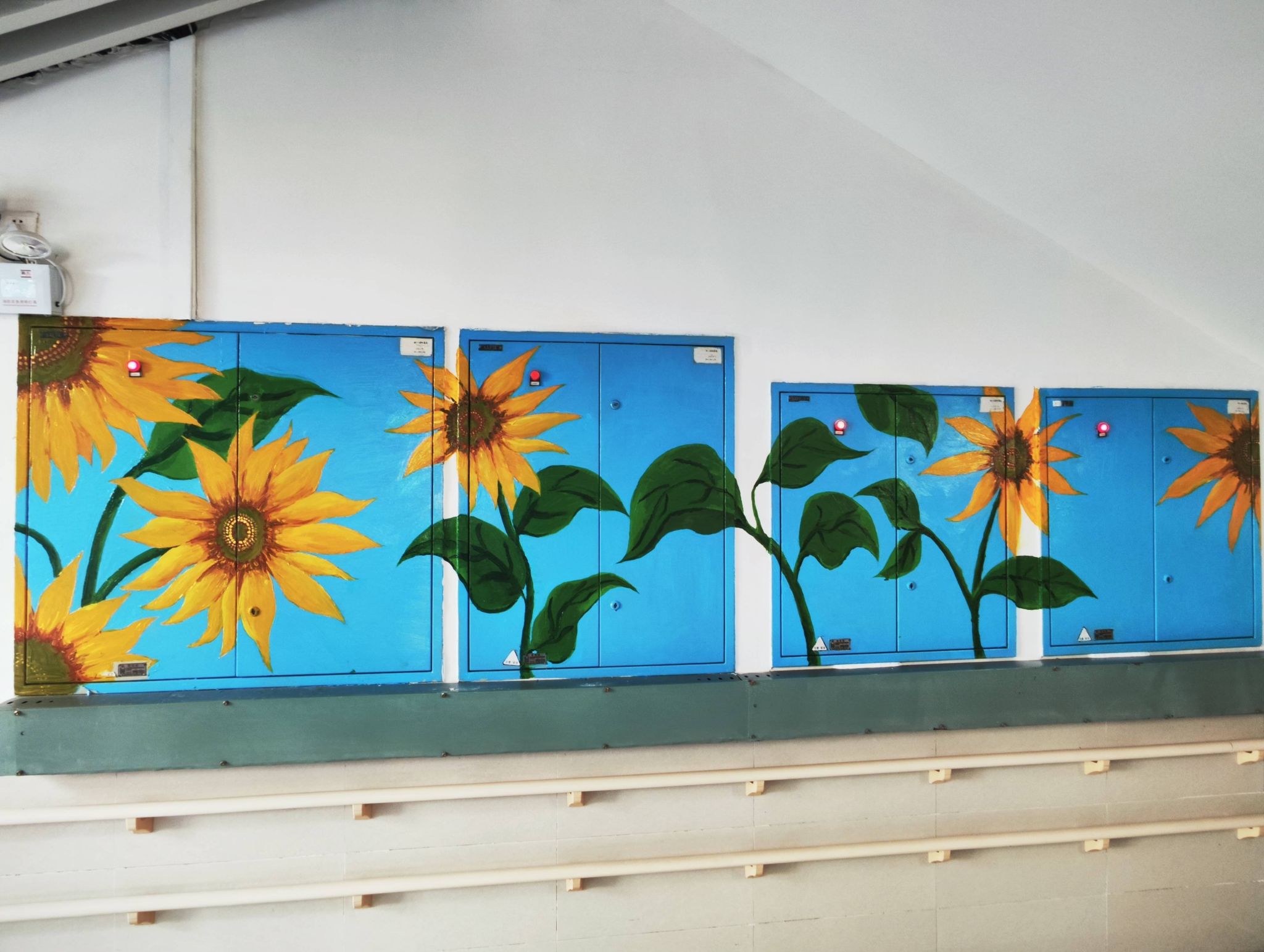 配电箱墙绘。学校供图